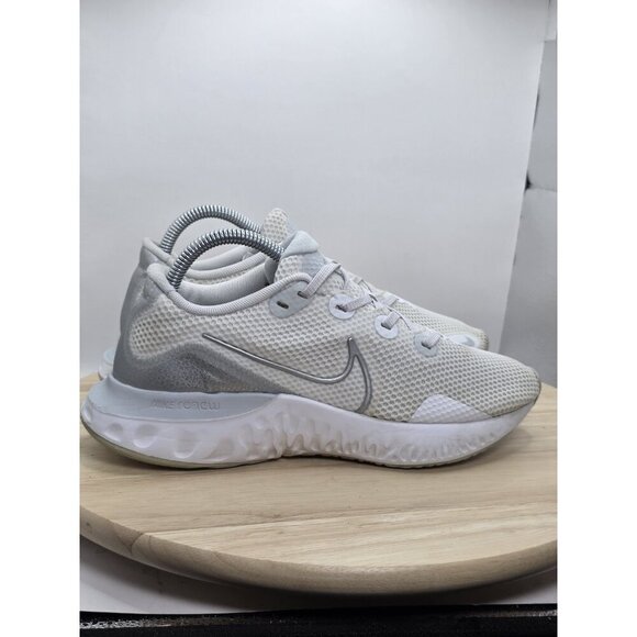 Nike Renew Run CK6360-003 White Running Shoes Sneakers Women's Size 8 - Picture 3 of 9